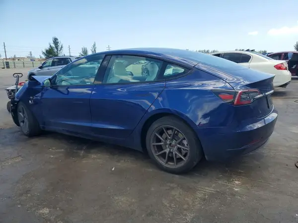5YJ3E1EBXPF618954 2023 TESLA MODEL 3 - Image 2