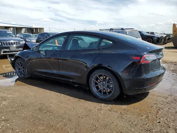 5YJ3E1EBXPF633082 2023 TESLA MODEL 3 - Image 2