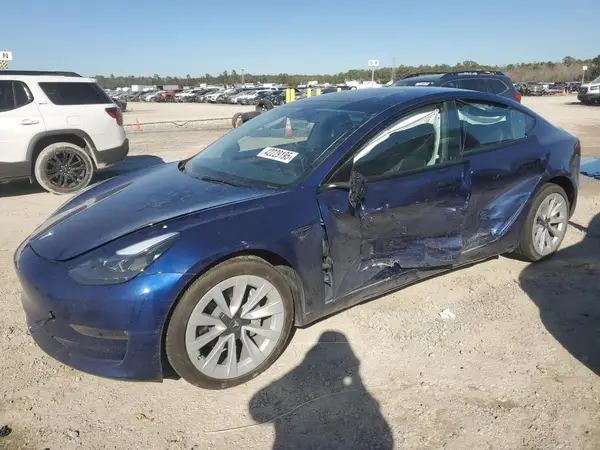 5YJ3E1EBXPF637486 2023 TESLA MODEL 3 - Image 1