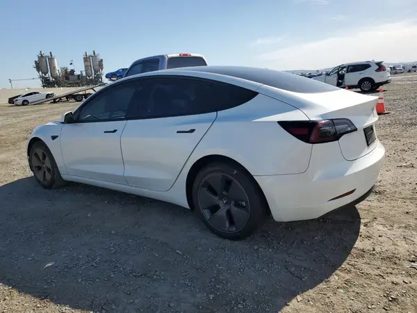 5YJ3E1EBXPF637522 2023 TESLA MODEL 3 - Image 2
