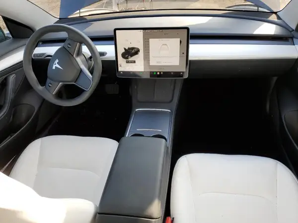 5YJ3E1EBXPF660900 2023 TESLA MODEL 3 - Image 8