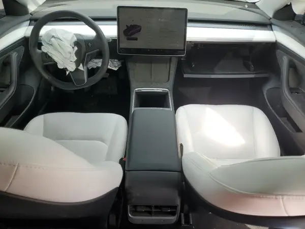 5YJ3E1EBXPF663912 2023 TESLA MODEL 3 - Image 8