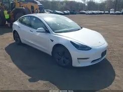 5YJ3E1EBXPF682024 2023 TESLA MODEL 3
