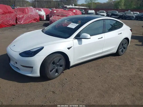 5YJ3E1EBXPF682024 2023 TESLA MODEL 3 - Image 2