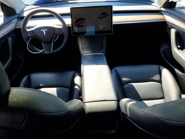 5YJ3E1EBXPF695517 2023 TESLA MODEL 3 - Image 8