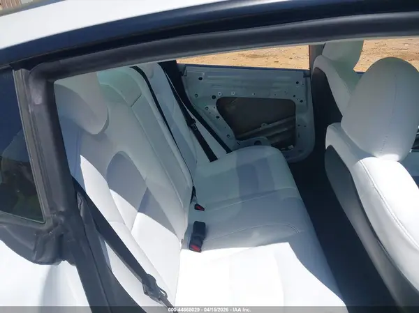 5YJ3E1EBXPF704667 2023 TESLA MODEL 3 - Image 8