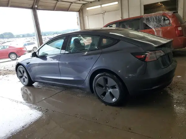 5YJ3E1EBXPF706600 2023 TESLA MODEL 3 - Image 2