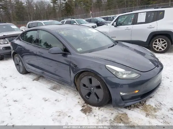 5YJ3E1EBXPF708122 2023 TESLA MODEL 3 - Image 1