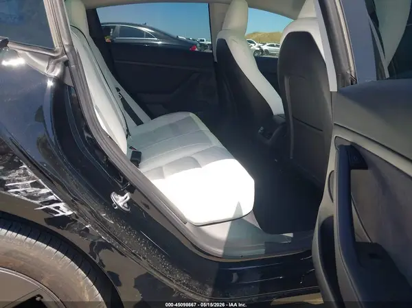 5YJ3E1EBXPF711358 2023 TESLA MODEL 3 - Image 8