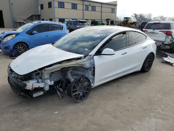 5YJ3E1EBXRF718376 2024 TESLA MODEL 3 - Image 1