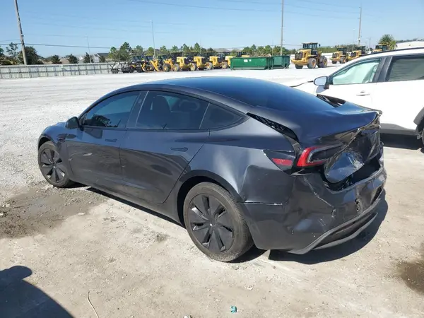5YJ3E1EBXRF718622 2024 TESLA MODEL 3 - Image 2