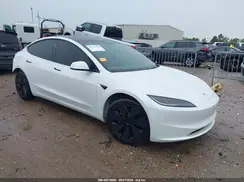 5YJ3E1EBXRF734271 2024 TESLA MODEL 3