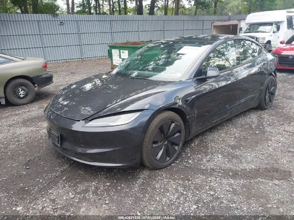 5YJ3E1EBXRF736375 2024 TESLA MODEL 3 - Image 2