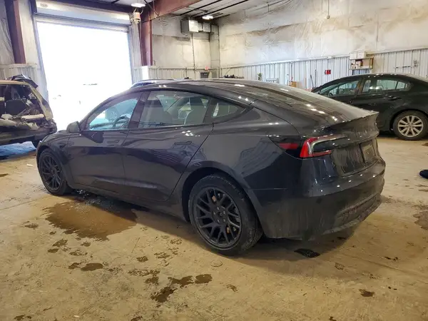 5YJ3E1EBXRF736764 2024 TESLA MODEL 3 - Image 2