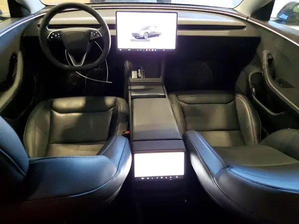 5YJ3E1EBXRF736764 2024 TESLA MODEL 3 - Image 8