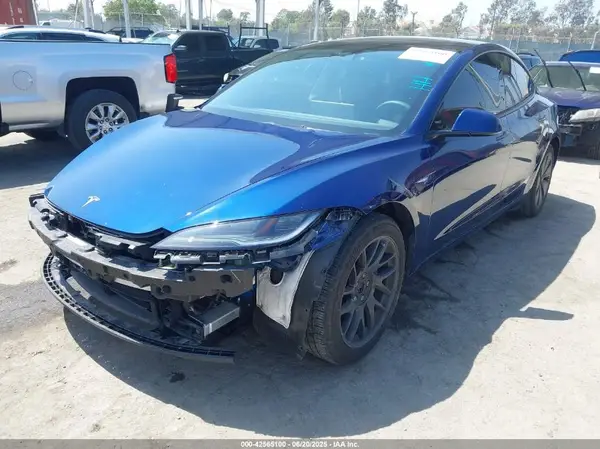 5YJ3E1EBXRF738675 2024 TESLA MODEL 3 - Image 2