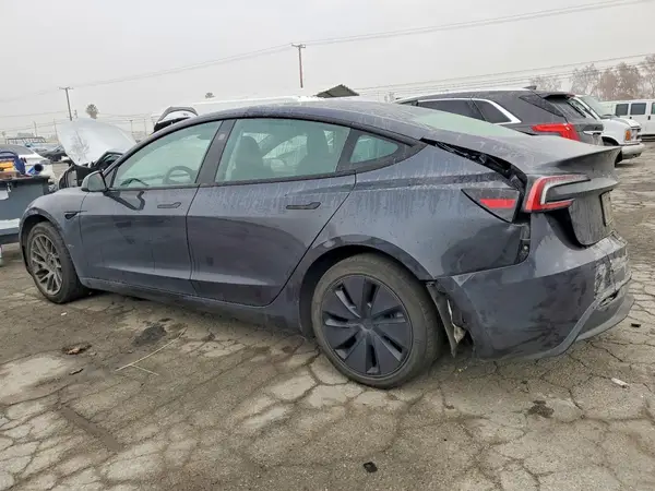 5YJ3E1EBXRF742323 2024 TESLA MODEL 3 - Image 2