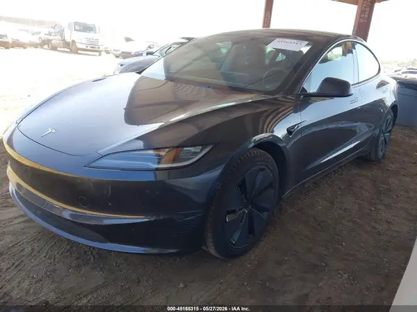 5YJ3E1EBXRF745299 2024 TESLA MODEL 3 - Image 2
