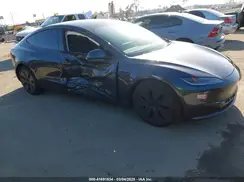 5YJ3E1EBXRF754200 2024 TESLA MODEL 3