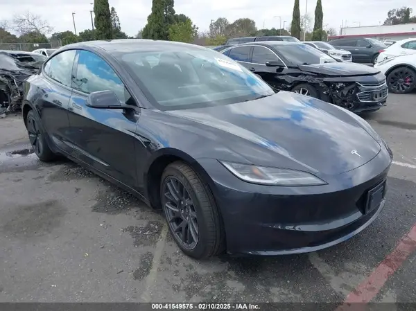 5YJ3E1EBXRF754293 2024 TESLA MODEL 3 - Image 1
