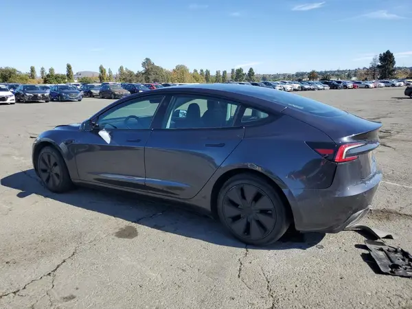 5YJ3E1EBXRF760286 2024 TESLA MODEL 3 - Image 2
