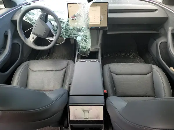5YJ3E1EBXRF766475 2024 TESLA MODEL 3 - Image 8