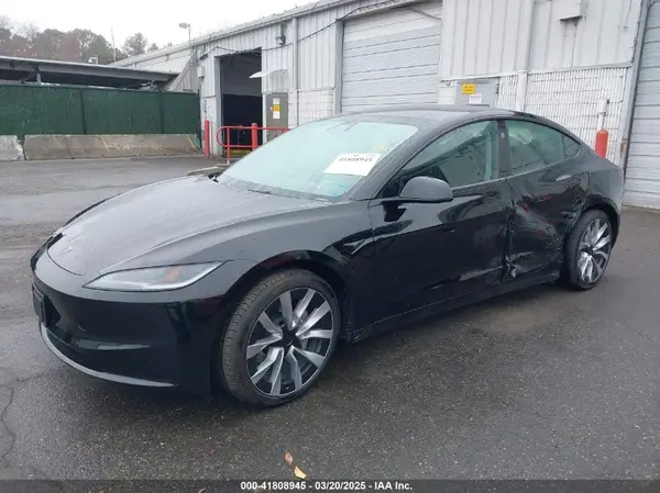 5YJ3E1EBXRF768758 2024 TESLA MODEL 3 - Image 2