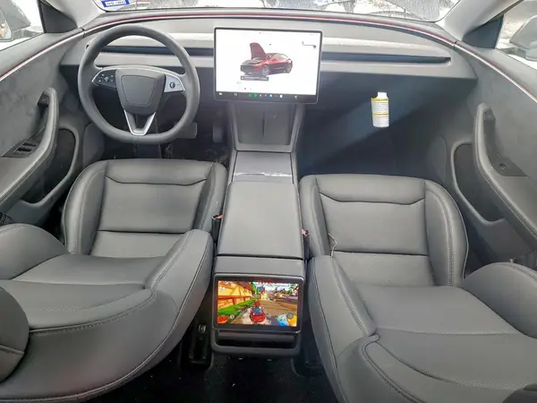 5YJ3E1EBXRF788430 2024 TESLA MODEL 3 - Image 8