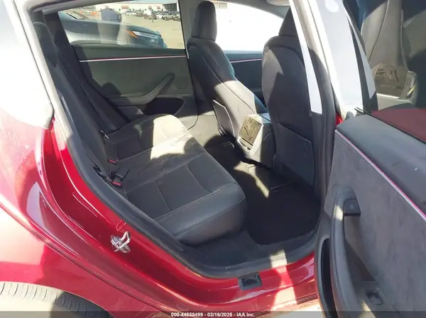 5YJ3E1EBXRF796074 2024 TESLA MODEL 3 - Image 8
