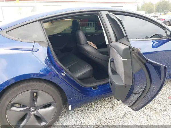5YJ3E1EBXRF807252 2024 TESLA MODEL 3 - Image 8