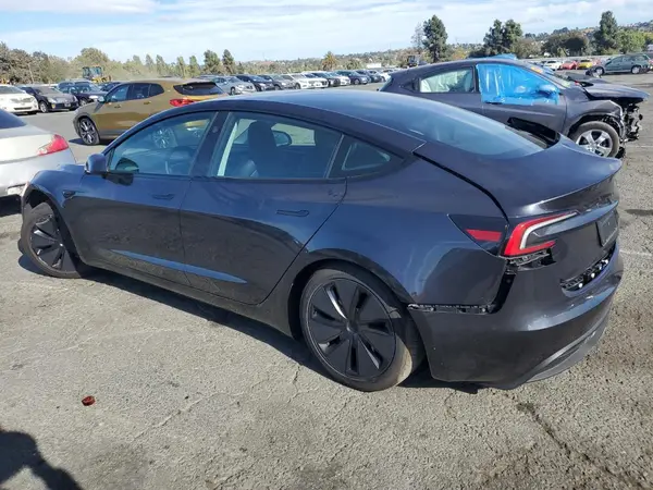 5YJ3E1EBXRF808465 2024 TESLA MODEL 3 - Image 2