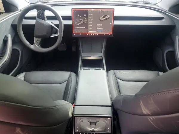 5YJ3E1EBXRF814394 2024 TESLA MODEL 3 - Image 8