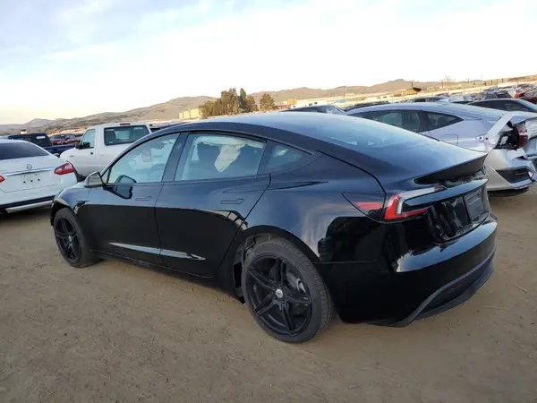 5YJ3E1EBXRF823130 2024 TESLA MODEL 3 - Image 2
