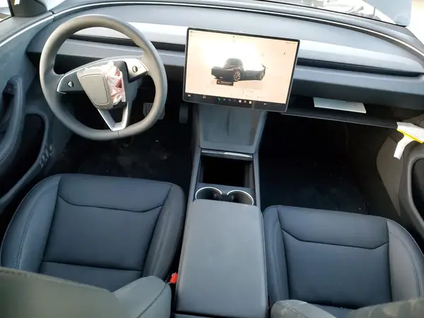 5YJ3E1EBXRF823130 2024 TESLA MODEL 3 - Image 8