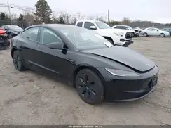 5YJ3E1EBXRF825511 2024 TESLA MODEL 3