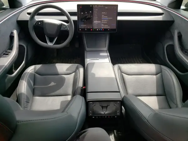 5YJ3E1EBXRF827596 2024 TESLA MODEL 3 - Image 8