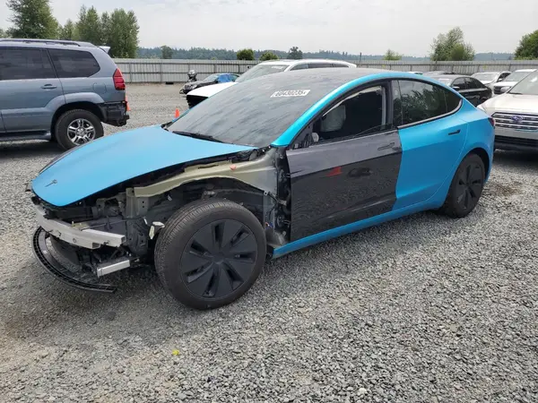 5YJ3E1EBXRF829543 2024 TESLA MODEL 3 - Image 1