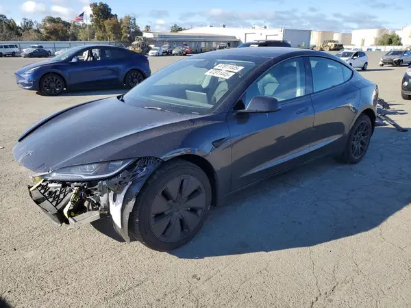 5YJ3E1EBXRF841790 2024 TESLA MODEL 3 - Image 1