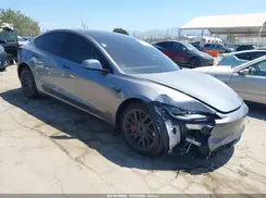 5YJ3E1EBXRF848089 2024 TESLA MODEL 3