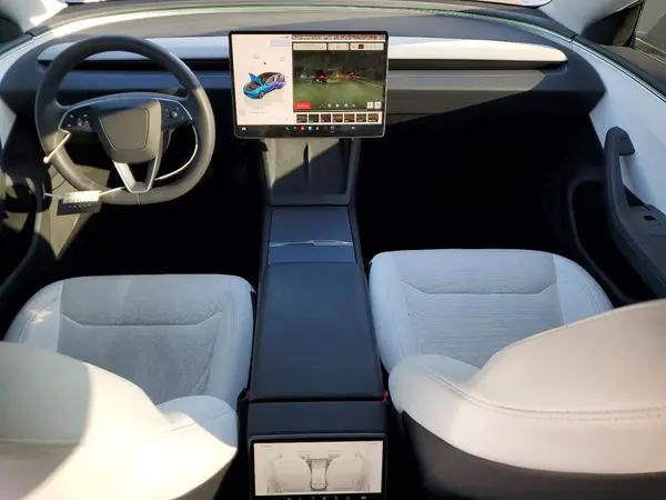 5YJ3E1EBXRF859481 2024 TESLA MODEL 3 - Image 8