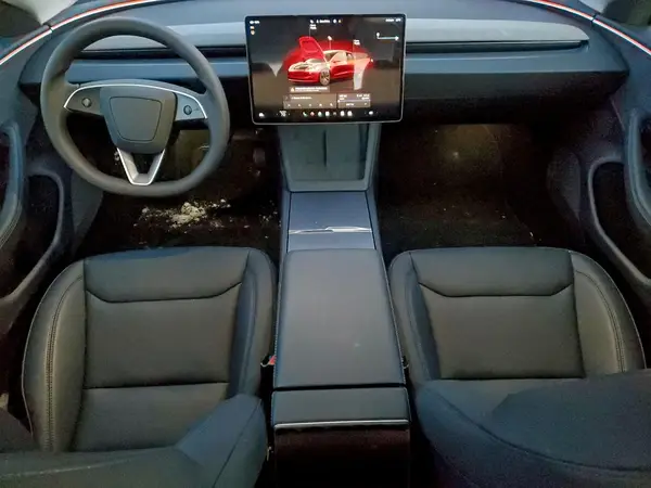 5YJ3E1EBXSF065912 2025 TESLA MODEL 3 - Image 8