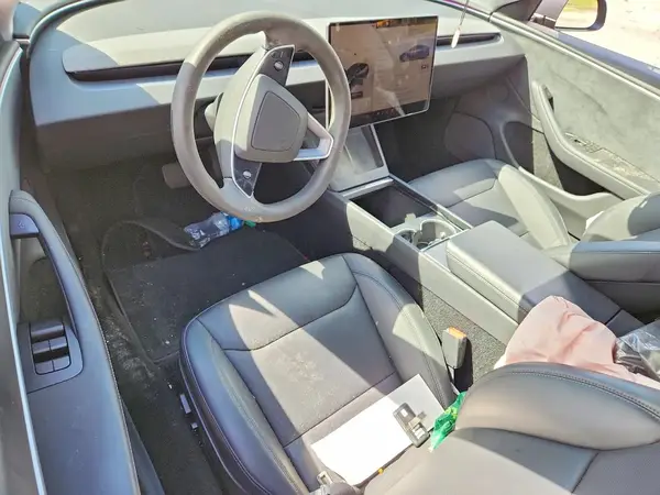 5YJ3E1EBXSF884130 2025 TESLA MODEL 3 - Image 8