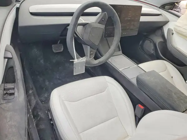 5YJ3E1EBXSF898934 2025 TESLA MODEL 3 - Image 8