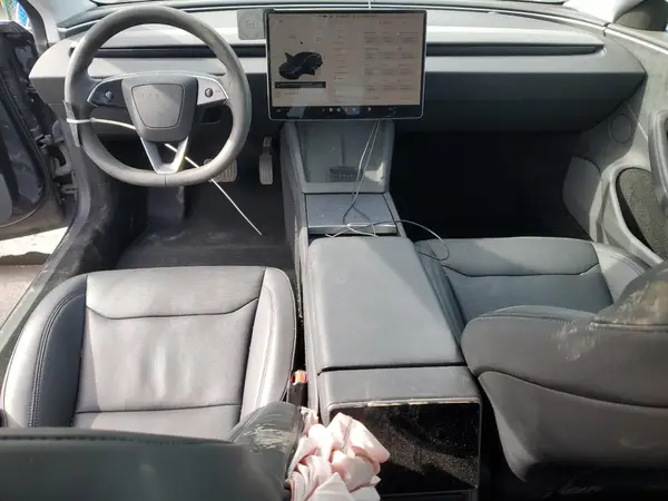 5YJ3E1EBXSF903971 2025 TESLA MODEL 3 - Image 8
