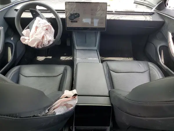 5YJ3E1EBXSF915330 2025 TESLA MODEL 3 - Image 8