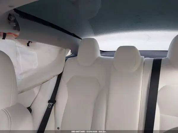 5YJ3E1EBXSF928529 2025 TESLA MODEL 3 - Image 8