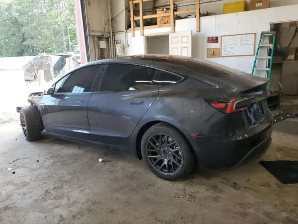 5YJ3E1EBXSF929759 2025 TESLA MODEL 3 - Image 2