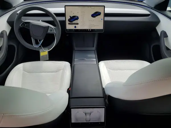 5YJ3E1EBXSF937618 2025 TESLA MODEL 3 - Image 8
