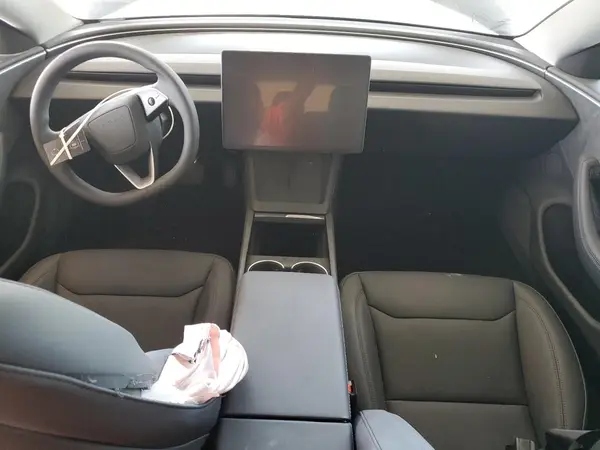 5YJ3E1EBXSF941345 2025 TESLA MODEL 3 - Image 8