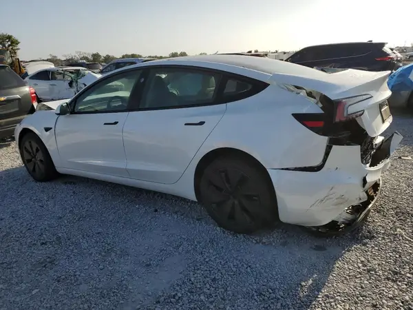 5YJ3E1EBXSF951972 2025 TESLA MODEL 3 - Image 2